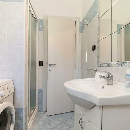 Διαμέρισμα Tony Sperlonga